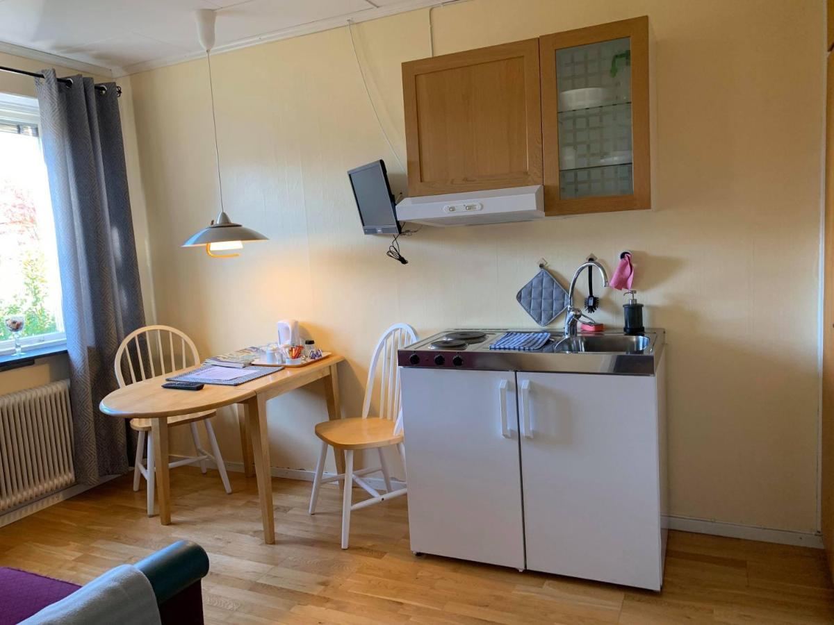 Bralanda Hotell Och Vandrarhem Bagian luar foto