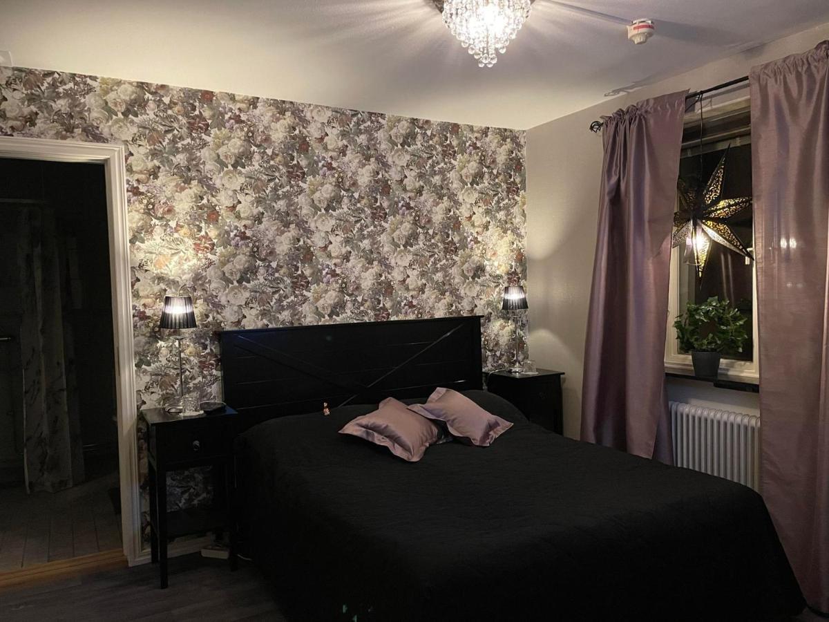 Bralanda Hotell Och Vandrarhem Bagian luar foto