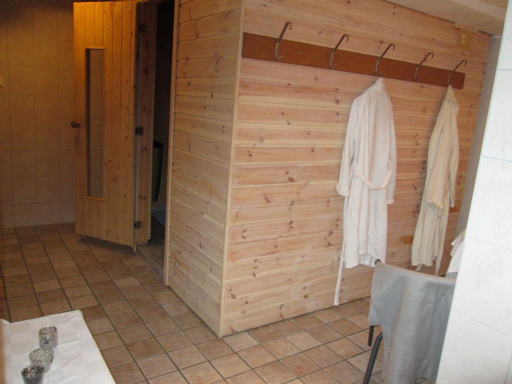 Bralanda Hotell Och Vandrarhem Bagian luar foto