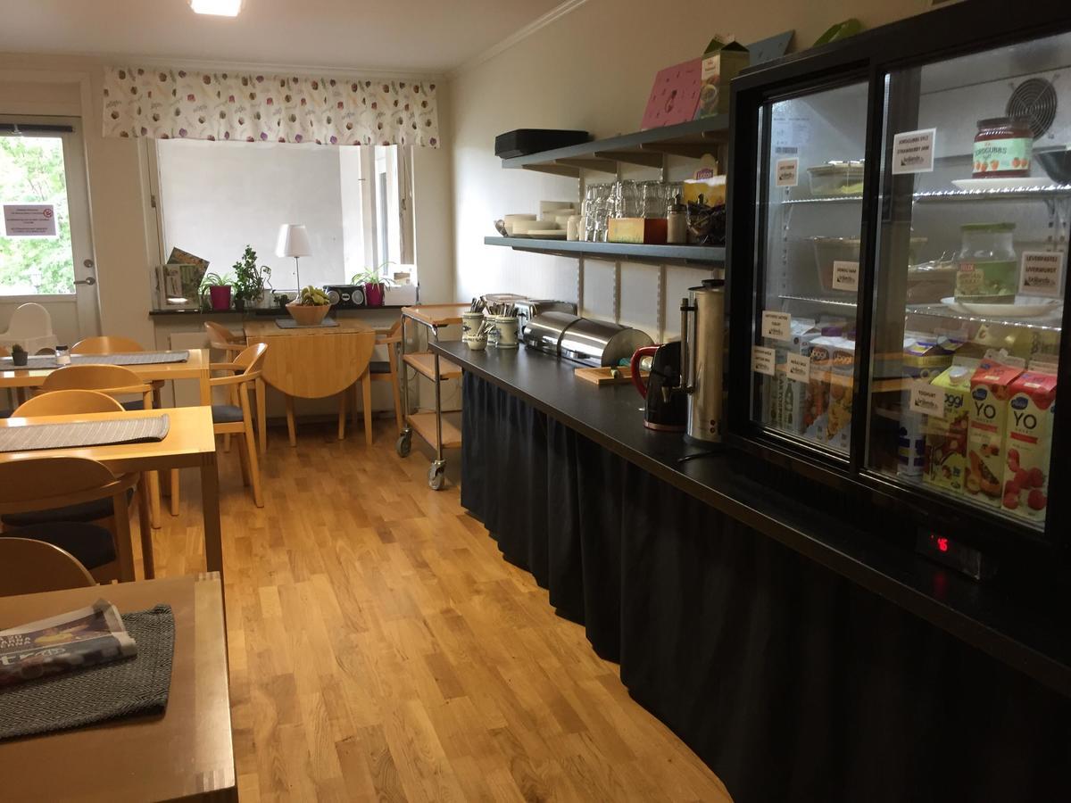 Bralanda Hotell Och Vandrarhem Bagian luar foto