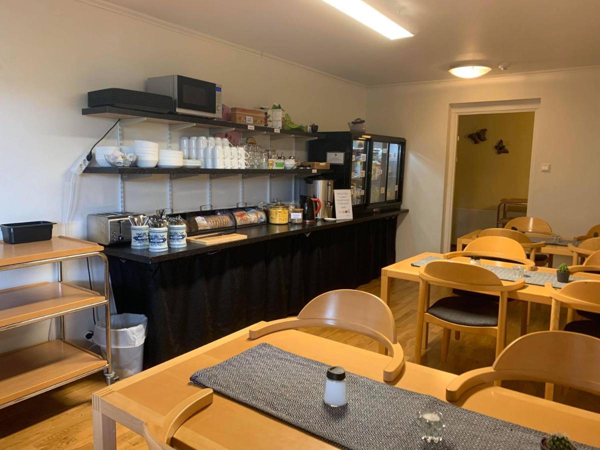 Bralanda Hotell Och Vandrarhem Bagian luar foto