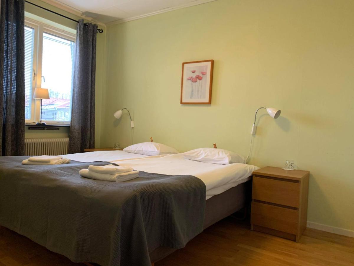 Bralanda Hotell Och Vandrarhem Bagian luar foto